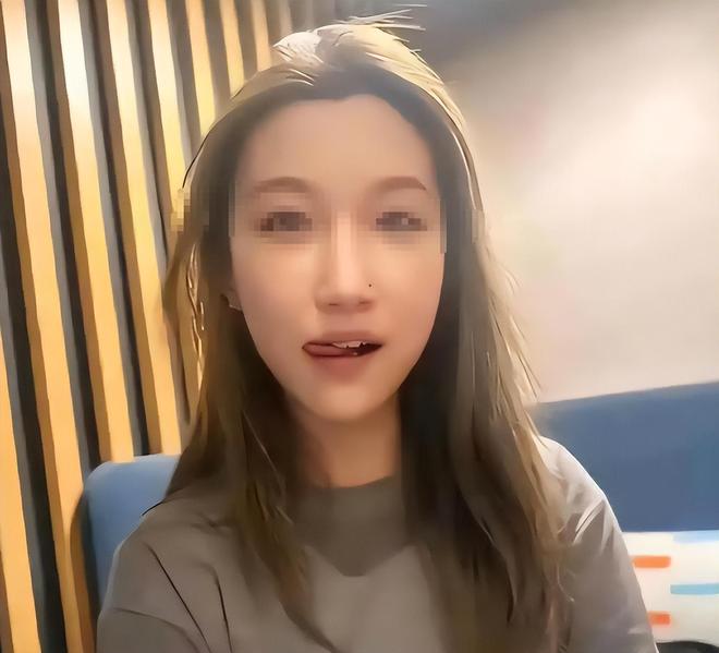 21歲女大出軌老外私密視頻流出胡錫進(jìn)不滿學(xué)校做法男方不認(rèn)錯(cuò)(圖2)